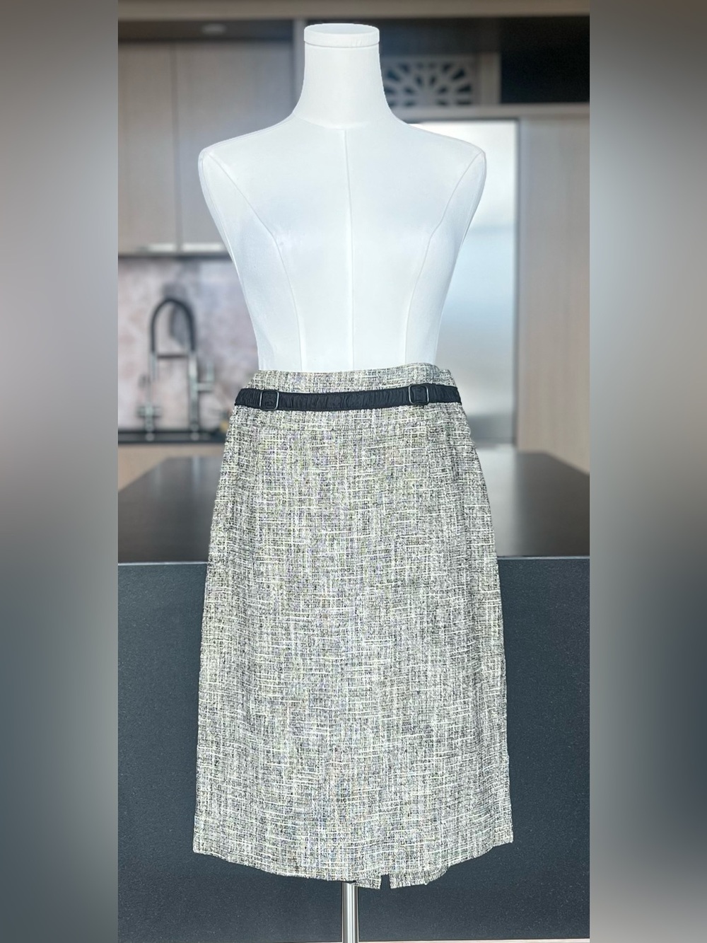Classiques Entier Black and White Tweed Pencil Skirt with Black Waist Trim